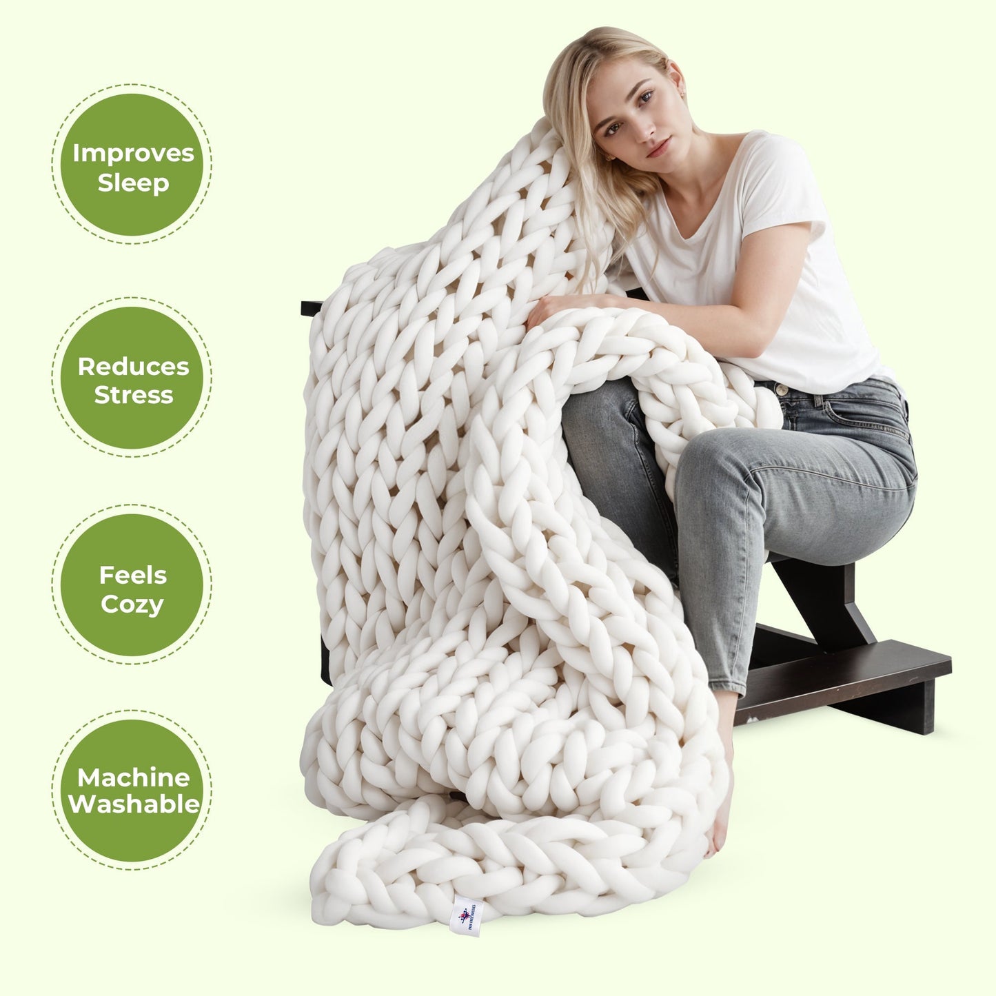 Chunky Knit Blanket Handwoven for Soft, Stylish Comfort