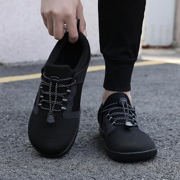 Ergonomic Barefoot Shoes – Minimalist Sneakers with Wide Toe Box for Natural Walking Comfort