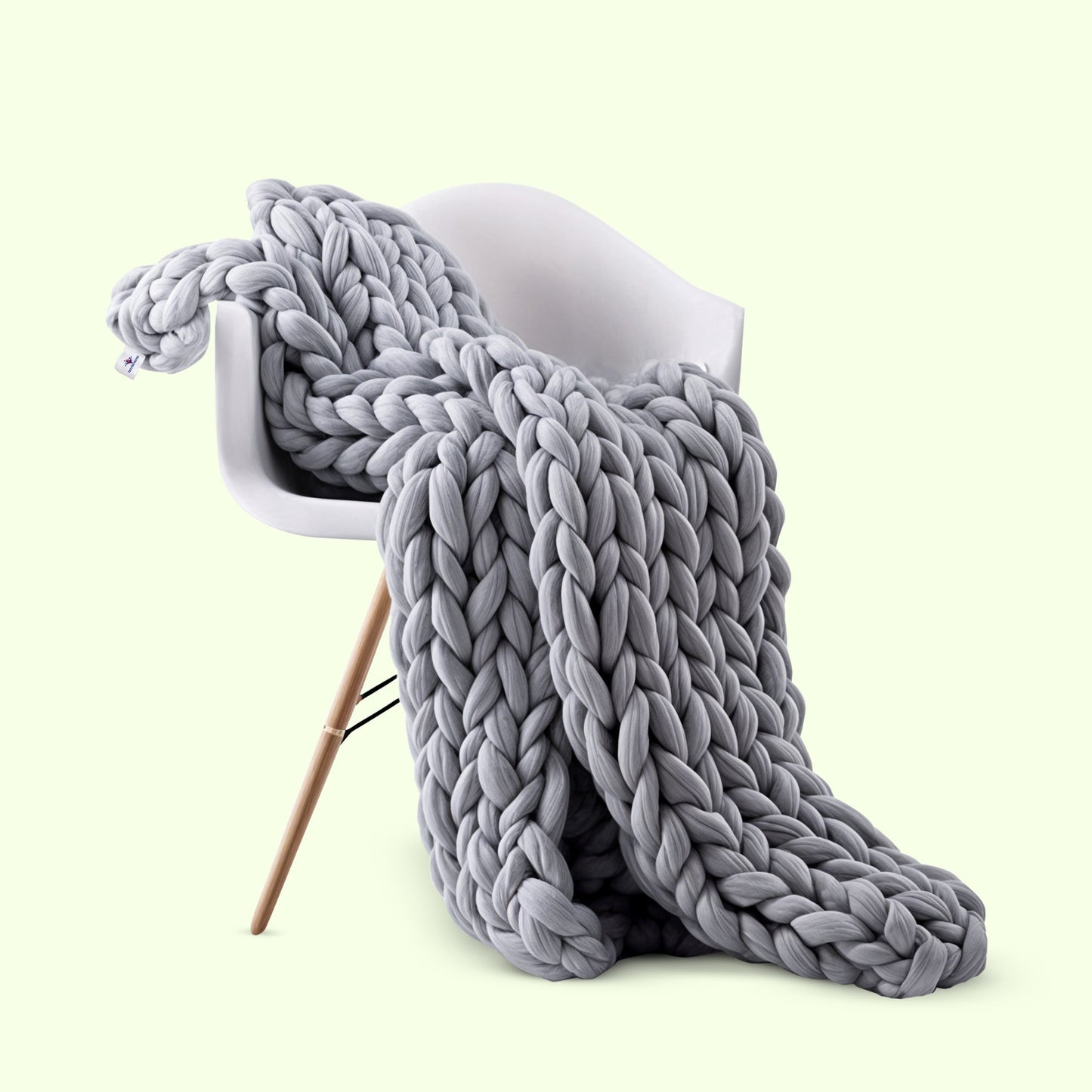 Chunky Knit Blanket Handwoven for Soft, Stylish Comfort