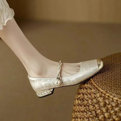 Elegant Vintage Look Flats – Comfort Meets Timeless Charm